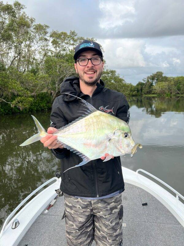 diamond trevally moreton bay brisbane